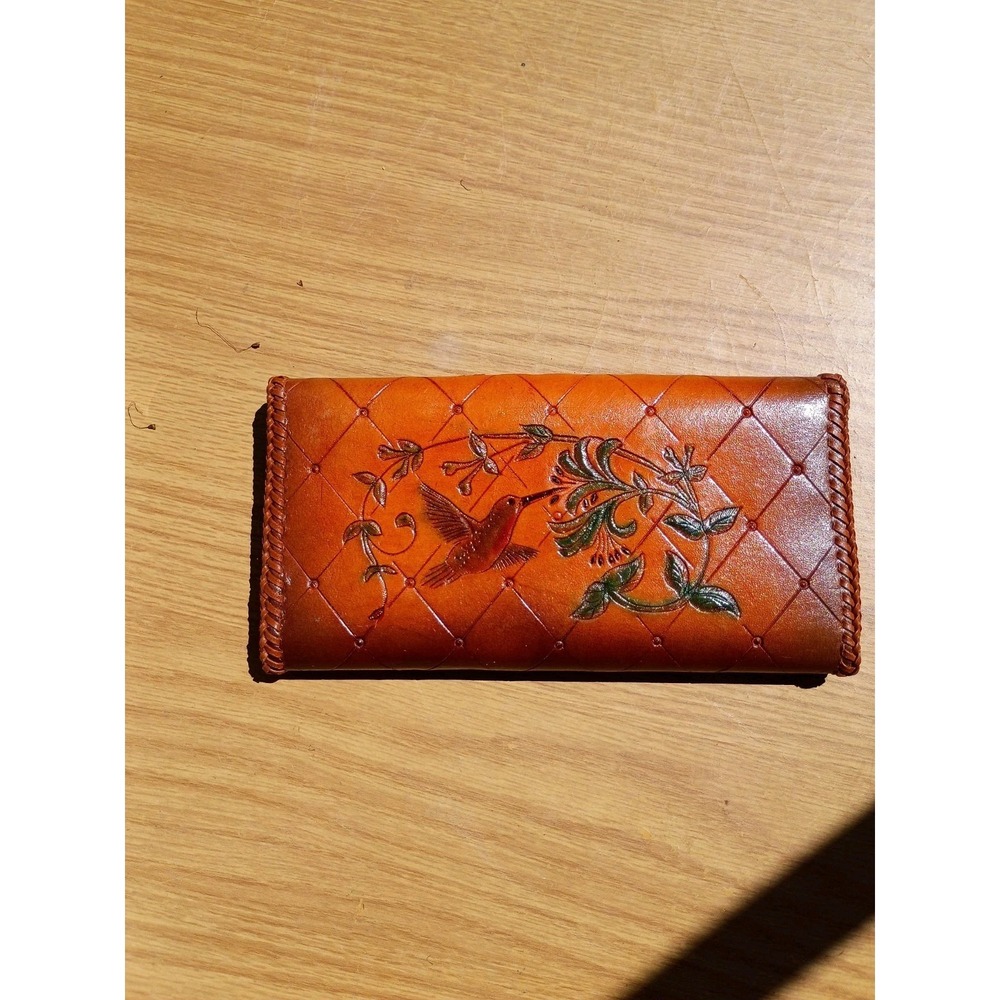 Vintage Hand Tooled Leather Hummingbird Floral Wallet Customized Betty Name 7... - Picture 5 of 6